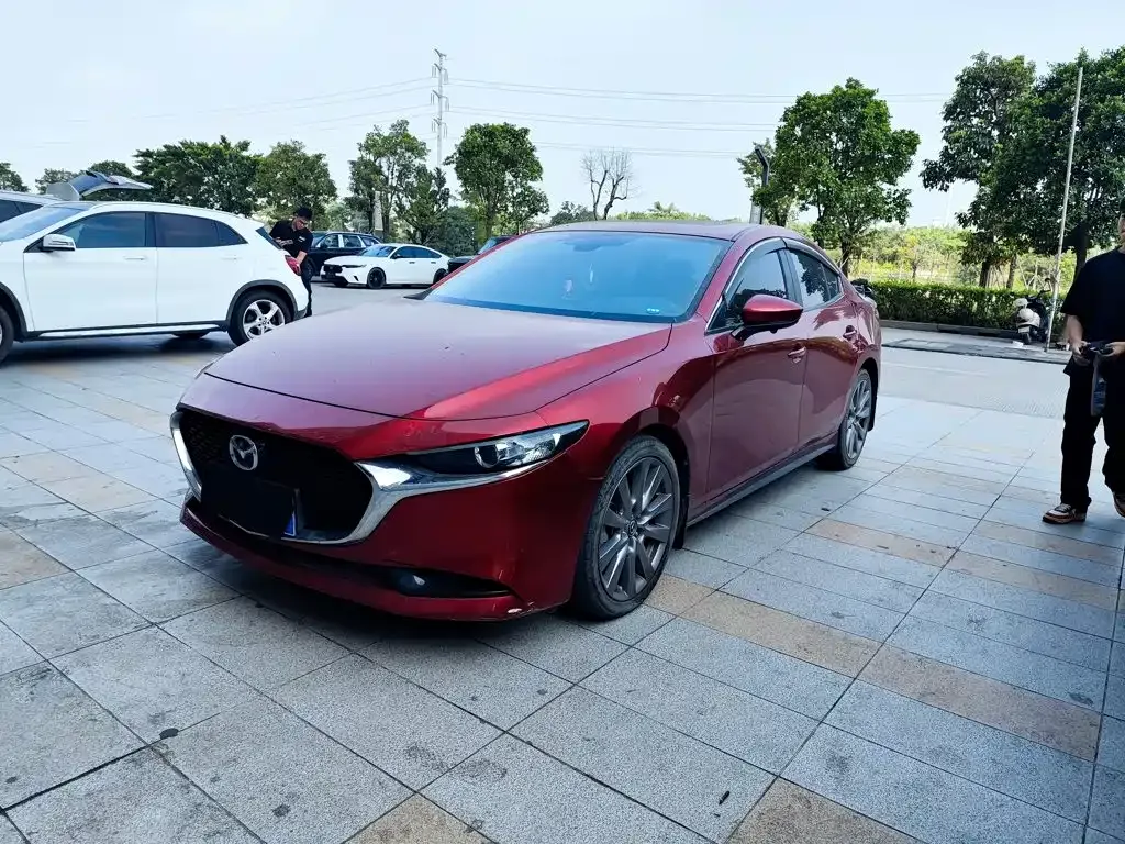 2023 Mazda 3 2.0L AT