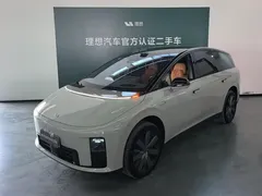 2025 Li Auto i8 Standard — фото 1