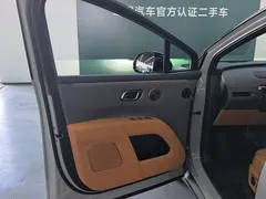 2025 Li Auto i8 Standard — фото 7