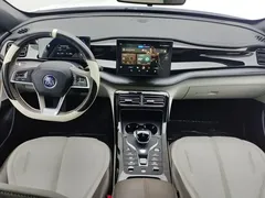 2024 BYD Qin PLUS Honor DM-i PHEV 55km Leading, белый — фото 12