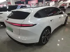 2025 Nio ET5T 75kWh Touring, белый — фото 7