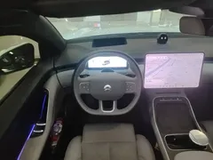 2025 Nio ET5T 75kWh Touring, белый — фото 11