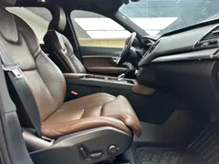 2022 Volvo XC90 T8 PHEV Premium Luxury 7-seat, чёрный — фото 8