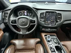 2022 Volvo XC90 T8 PHEV Premium Luxury 7-seat, чёрный — фото 11