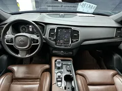 2022 Volvo XC90 T8 PHEV Premium Luxury 7-seat, чёрный — фото 14