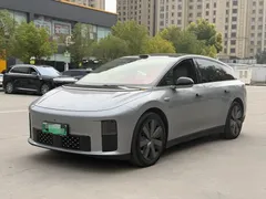 2025 Li Auto i6 4WD Standard — фото 1