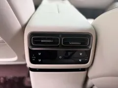 2025 Li Auto i6 4WD Standard — фото 11