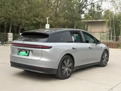 2025 Li Auto i6 4WD Standard — фото 15