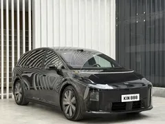 2025 Li Auto i8 Standard, чёрный — фото 3