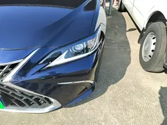2022 Lexus ES 300h Excellence, синий — фото 24