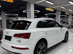 2020 Audi Q5L 40 TFSI Fashion, белый — фото 9