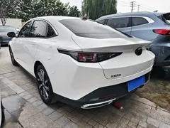 2023 Changan Lamore 1.5T GDI DCT, белый — фото 15