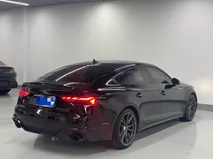 2021 Audi A5 Sportback 40 TFSI quattro Luxury, чёрный — фото 17