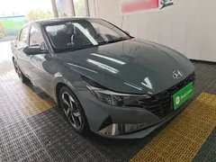 2021 Hyundai Elantra 1.5L CVT LUX Premium — фото 4