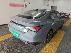 2021 Hyundai Elantra 1.5L CVT LUX Premium — фото 7