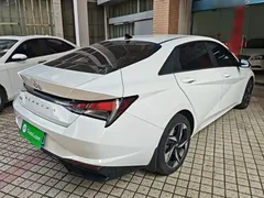 2022 Hyundai Elantra 1.5L CVT GLX Elite, белый — фото 7