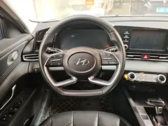 2022 Hyundai Elantra 1.5L CVT GLX Elite, белый — фото 11