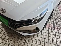 2022 Hyundai Elantra 1.5L CVT GLX Elite, белый — фото 24