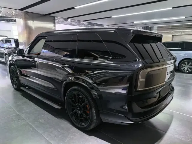 2026 Zeekr 9X Black Edition 70kWh 6-Seat
