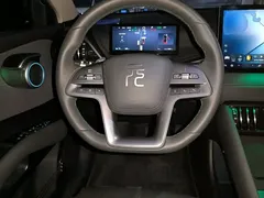 2025 BYD Yuan PLUS Smart Driving 510km Leading, чёрный — фото 11