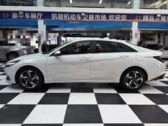 2022 Hyundai Elantra 1.5L CVT GLX Elite, белый — фото 4