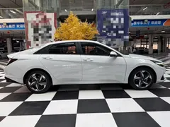 2022 Hyundai Elantra 1.5L CVT GLX Elite, белый — фото 8