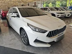 2021 Kia Cerato 1.5L CVT Fashion, белый — фото 4