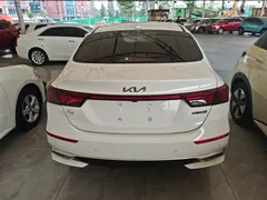 2021 Kia Cerato 1.5L CVT Fashion, белый — фото 6