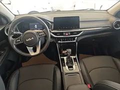 2021 Kia Cerato 1.5L CVT Fashion, белый — фото 10