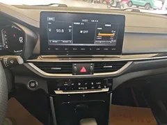 2021 Kia Cerato 1.5L CVT Fashion, белый — фото 13