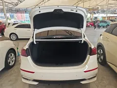 2021 Kia Cerato 1.5L CVT Fashion, белый — фото 19
