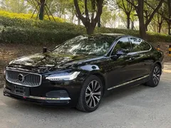 2021 Volvo S90 T8 PHEV Luxury, чёрный — фото 1
