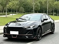 2022 Changan UNI-V 1.5T Sport, чёрный — фото 1