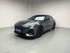2023 Changan UNI-V 1.5T Premium — фото 1