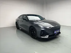 2023 Changan UNI-V 1.5T Premium — фото 3