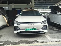 2023 BYD e2 EV Luxury, белый — фото 1