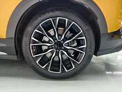 2025 Zeekr 7X 100kWh Long Range RWD Smart Driving — фото 9