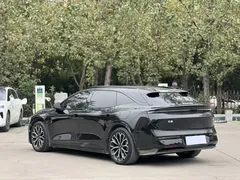 2025 Zeekr 007 GT RWD ADAS 75kWh, чёрный — фото 9