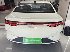 2025 BYD Qin L EV 545km Superior, белый — фото 6