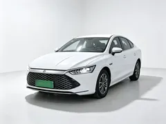 2024 BYD Qin PLUS Honor DM-i PHEV 55km Leading, белый — фото 2