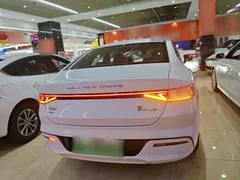 2024 BYD Qin PLUS Honor DM-i PHEV 55km Leading, белый — фото 6