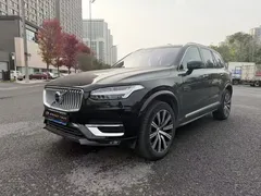 2022 Volvo XC90 7-seat, чёрный — фото 1