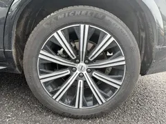 2022 Volvo XC90 7-seat, чёрный — фото 5