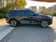 2024 Hongqi HS3 1.5T, чёрный — фото 30