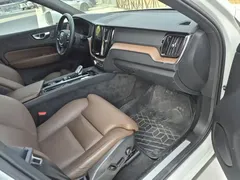 2024 Volvo XC60 4WD Zhiyuan Luxury, белый — фото 4