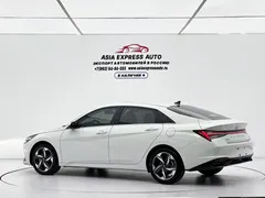 2022 Hyundai Elantra 1.5L CVT LUX Premium, белый — фото 4