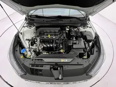 2022 Hyundai Elantra 1.5L CVT LUX Premium, белый — фото 8