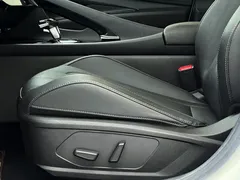 2022 Hyundai Elantra 1.5L CVT LUX Premium, белый — фото 20