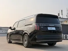 2024 Zeekr 009 6-seat Executive 4WD 140kWh, чёрный — фото 11