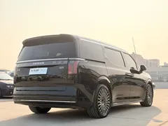 2024 Zeekr 009 6-seat Executive 4WD 140kWh, чёрный — фото 13